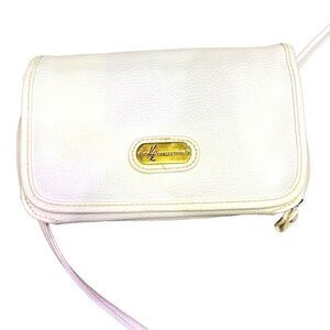 Kathy Lea Collection White Crossbody Purse w Built In Zip Wallet